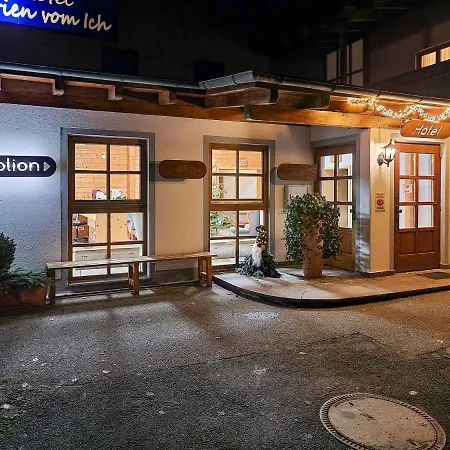 Hotel Ferien Vom Ich, Bayerischer Wald, & Restaurant 3*