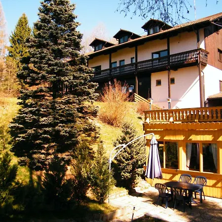 Ferien Vom Ich, Bayerischer Wald, & Restaurant Hotel Neukirchen (Lower Bavaria)